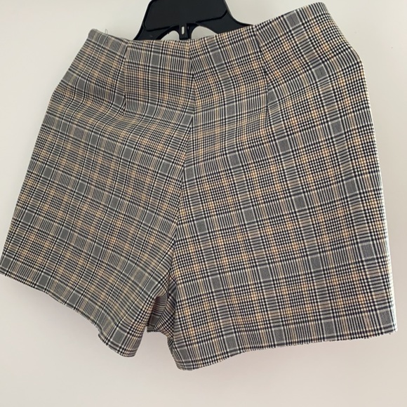 Zara skort . Size Small . - Picture 7 of 8